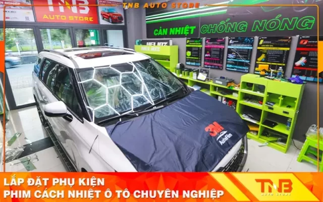 Kia Carnival nên dán phim cách nhiệt loại nào? 