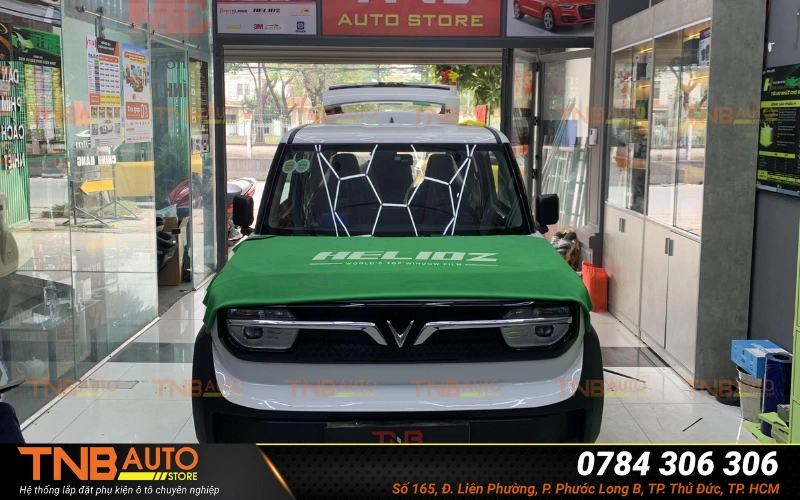 Dán phim cách nhiệt Vinfast VF3 giá tốt | Dịu mát di chuyển trong phố 3 TNB Auto Store địa chỉ dán phim cách nhiệt VF3 uy tín