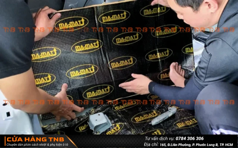 Dán kính cách âm phù hợp với tất cả các phiên bản Toyota Cross