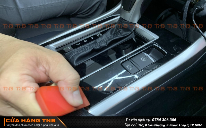 Danh sách Phụ kiện Mitsubishi Xpander cần thiết và cách chọn 8 Dán PPF bảo vệ chi tiết nội thất cho xe Mitsubishi Xpander