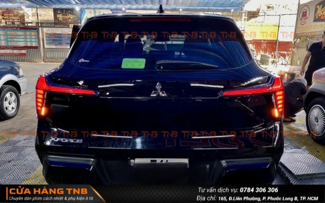 Nâng xi nhan Xforce là giải pháp sử dụng bộ module để chuyển vị trí đèn xi nhan lên cụm đèn hậu ở cốp sau