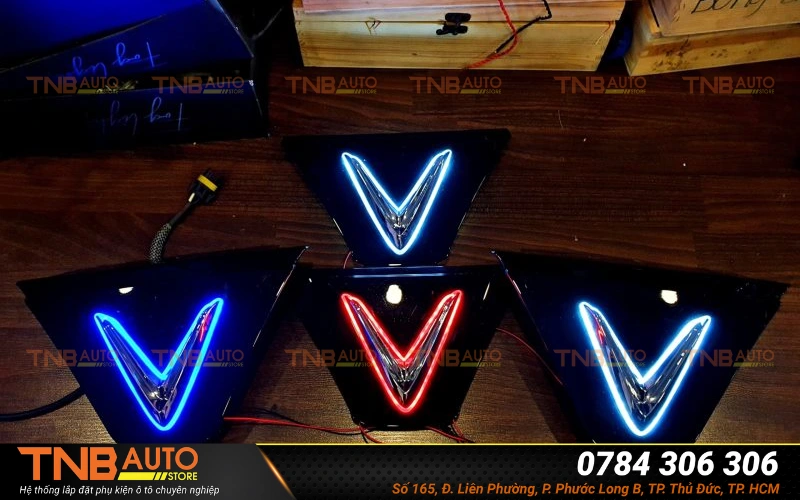 Lợi ích nổi bật khi độ LED logo chữ V trước sau VF3