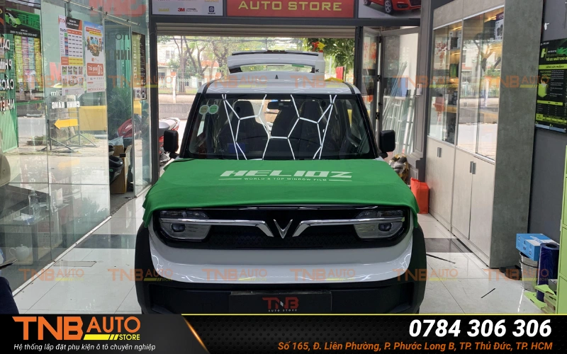 Hệ thống lắp đặt phụ kiện ô tô TNB Auto Store là địa chỉ lắp đặt LED logo chữ V trước sau VF3 uy tín và giá tốt tại khu vực Thủ Đức, TP. HCM