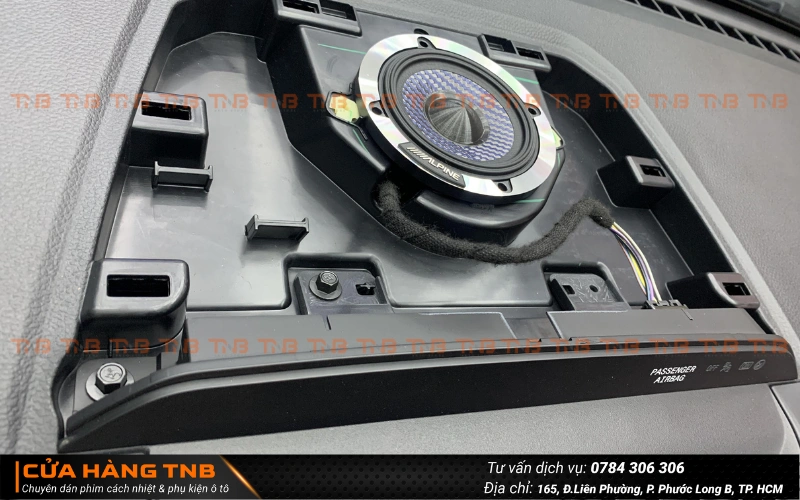 Độ âm thanh cho Ford Everest mang lại trải nghiệm âm thanh sống động