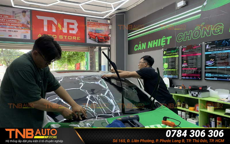 Dán phim cách nhiệt Peugeot 3008 Giảm nhiệt, chống chói 6 TNB Auto Store là địa chỉ dán phim cách nhiệt uy tín và chất lượng tại Thủ Đức, TP. HCM và khu vực lân cận khác