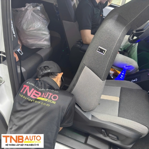 Độ ghế chỉnh điện VinFast VF3 TBase 6