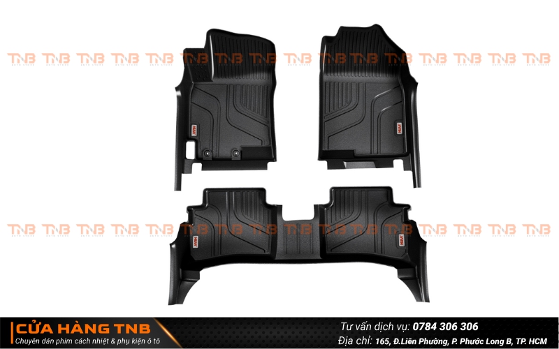 Trang bị thảm lót sàn Hyundai Accent giúp giữ cho khoang nội thất luôn sạch sẽ, hạn chế tối đa bụi đất, nước bẩn hay vụn thức ăn rơi