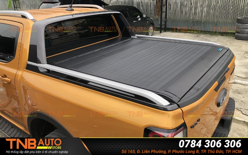Nắp thùng tiện dụng cho xe Ford Ranger