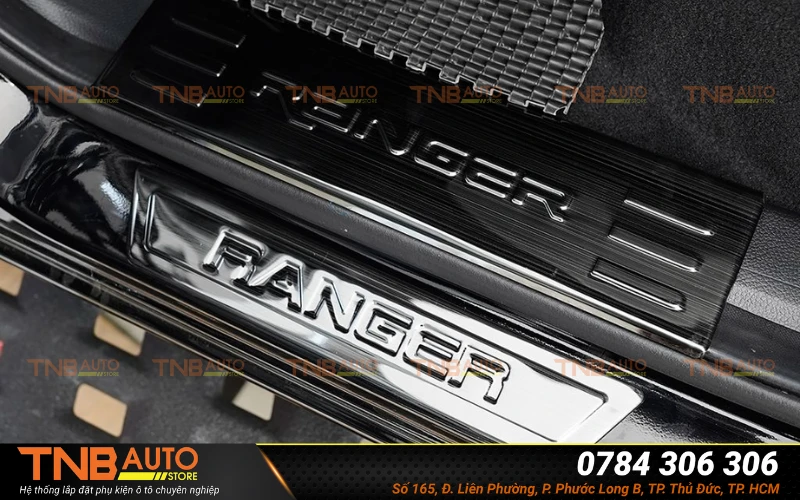 Nẹp bước chân cho xe Ford Ranger