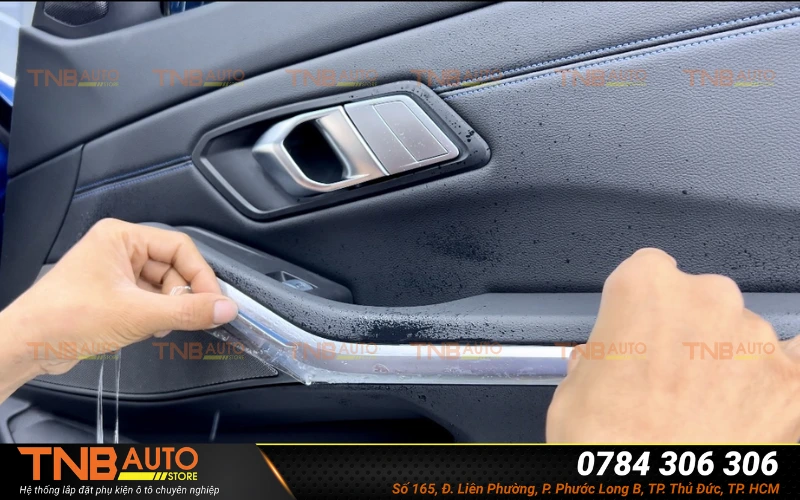 Dán PPF nội thất BMW 320i  Chống xước, phai màu hiệu quả 1 Các lý do nên dán PPF nội thất BMW 320i