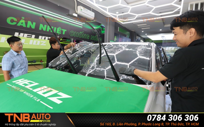 Dán phim cách nhiệt Hyundai Palisade giá tốt, trả góp 0% 5 Hyundai Palisade cần dán phim cách nhiệt vì sở hữu diện tích kính lớn cùng thời tiết nắng nóng tại Việt Nam