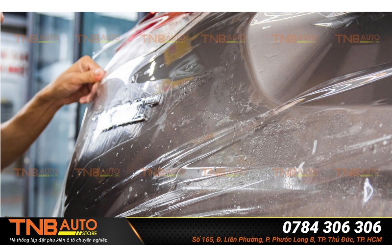 Đối với xe mới dán PPF được đánh giá là hợp lý nhất là với những chủ xe muốn giữ gìn lớp sơn nguyên bản