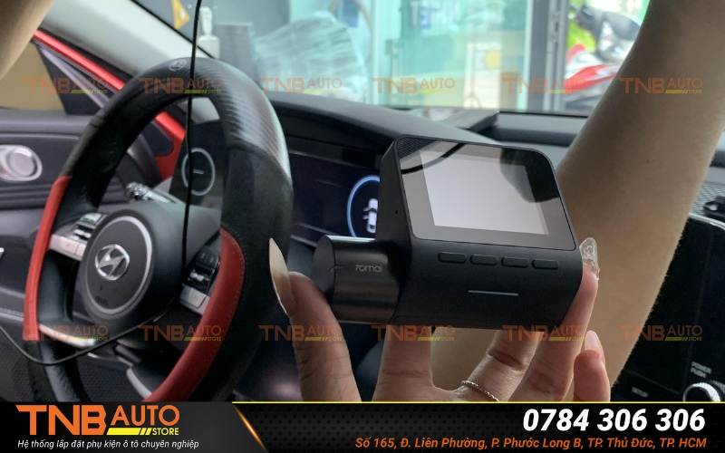 Top các phụ kiện cho Vinfast Limo Green giá tốt 2025 14 Lắp camera hành trình cho xe Vinfast Limo Green là một phụ kiện không thể thiếu