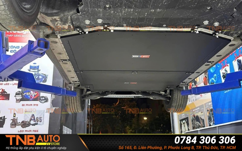 Top các phụ kiện cho Vinfast Limo Green giá tốt 2025 16 Tấm bảo vệ pin giúp hạn chế rủi ro hư hỏng khi xe di chuyển trên đường gồ ghề, nhiều chướng ngại