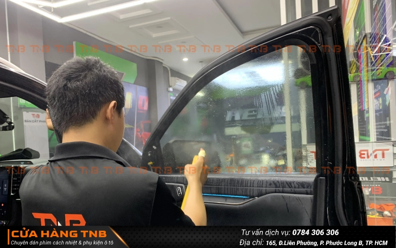 Dán phim cách nhiệt Honda Civic chống nóng | Giá ưu đãi 9 Dán chống nóng kính sườn trước cho Honda Civic tại TNB Auto