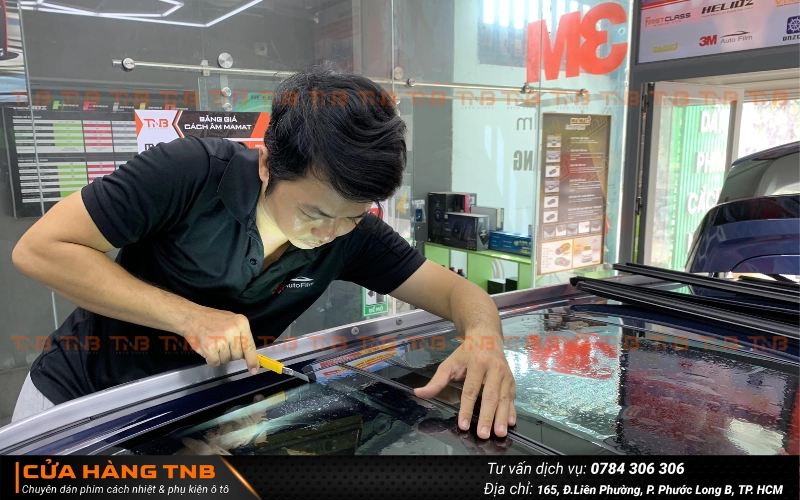 Dán phim cách nhiệt Kia Sonet | Ưu đãi khủng, góp 0% 13 Gói phim cách nhiệt FirstClass có khả năng chống nóng cực tốt phù hợp với các khu vực có bức xạ nhiệt cao