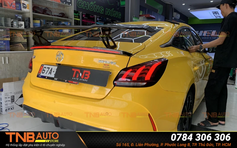 Dán phim cách nhiệt MG5 cho kính sườn