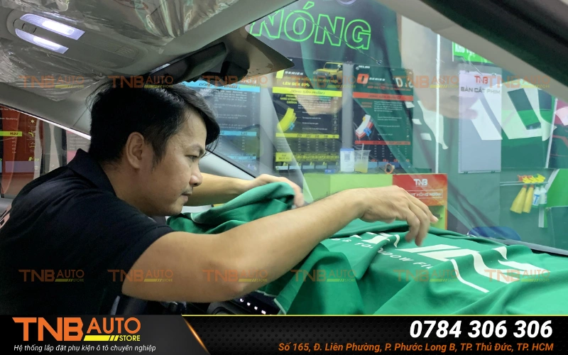 Tư vấn chọn gói dán phim cách nhiệt Hyundai Creta theo nhu cầu 3 Dán phim cách nhiệt kính lái cho Hyundai Creta