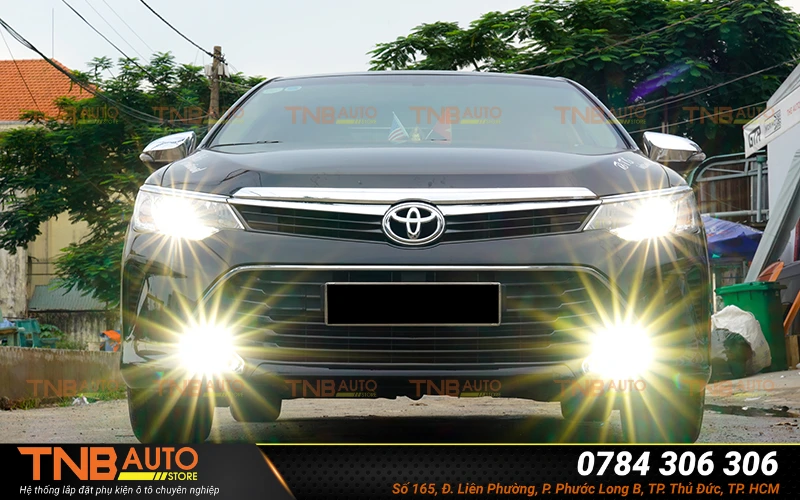 Độ bi gầm Toyota Camry: Cải thiện tầm nhìn khi đi đêm 7 Đánh giá tình trạng ánh sáng của đèn gầm Toyota Camry nguyên bản