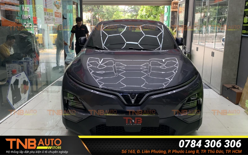 Độ đèn bi gầm VF6 giá tốt – Tăng sáng, Chuẩn kỹ thuật 6 Việc lắp thêm đèn bi gầm ô tô là lựa chọn tối ưu để tăng cường hiệu quả chiếu sáng và nâng cao độ an toàn khi vận hành