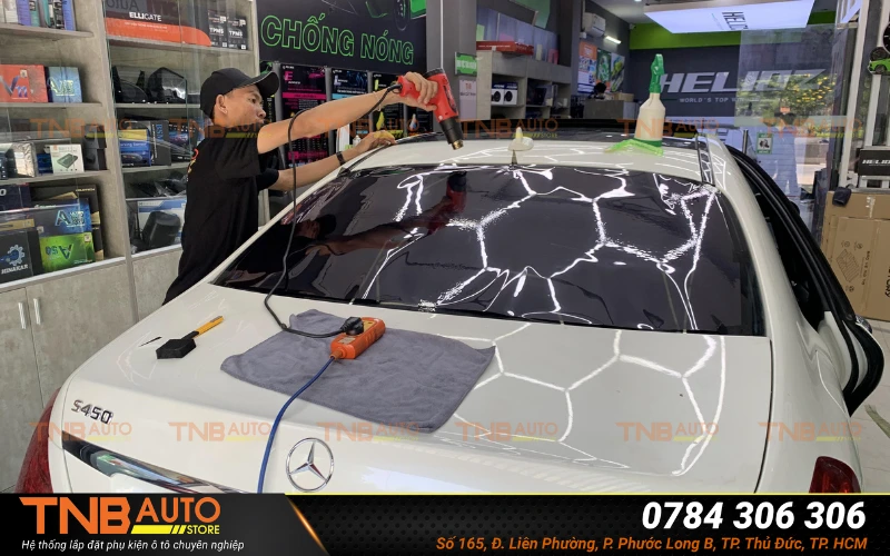 Tổng hợp các gói dán phim cách nhiệt Maybach S450 cao cấp 8 TNB Auto Store - Địa chỉ dán phim cách nhiệt Maybach S450 cao cấp và chính hãng tại khu vực TP. HCM