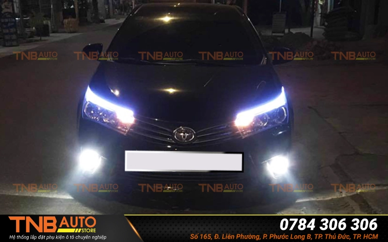 Tư vấn gói độ bi gầm Toyota Corolla Altis chất lượng 6 Độ đèn bi gầm cho Toyota Corolla Altis đi vào ban đêm