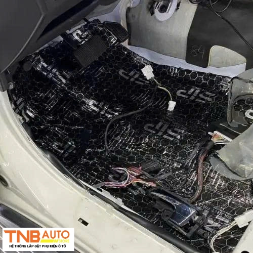 Dán cách âm, chống ồn Vinfast Limo Green chất lượng 6 Dán cách âm, chống ồn Vinfast Limo Green chất lượng 3