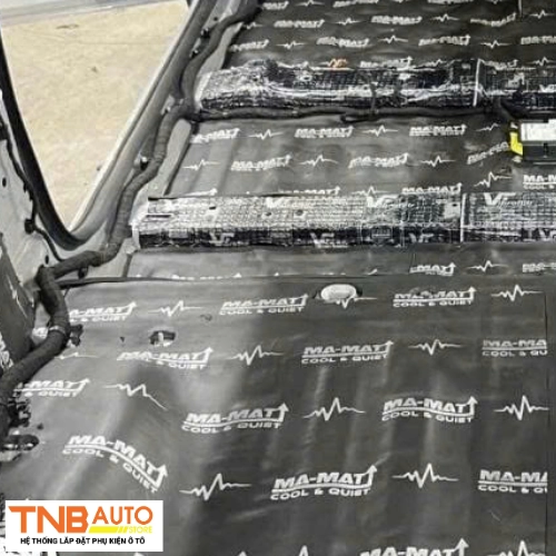 Dán cách âm, chống ồn Vinfast Limo Green chất lượng 7 Dán cách âm, chống ồn Vinfast Limo Green chất lượng 4