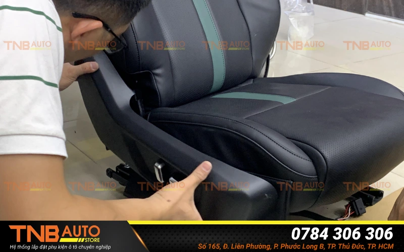 Độ ghế chỉnh điện Limo Green thông minh, lắp cắm giắc 100% 17 Quy trình độ ghế chỉnh điện Limo Green tại TNB Auto Store