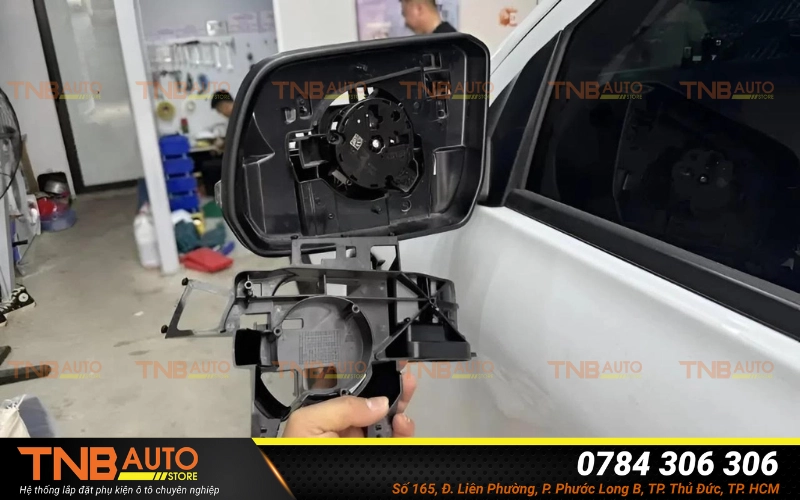 Gập gương Limo Green MCD91 tích hợp khóa zin 25 Hệ thống lắp đặt phụ kiện TNB Auto Store là một trong những địa chỉ được nhiều khách hàng Limo Green tin tưởng