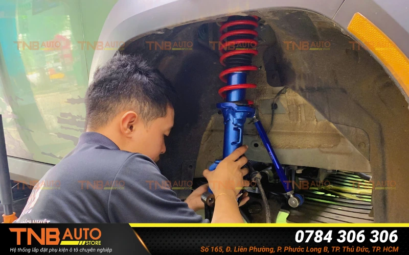 Lò xo HT25 cho xe Vinfast VF3 15 Hệ thống lắp đặt phụ kiện ô tô TNB Auto Store hiện là một trong những địa chỉ đáng tin cậy chuyên cung cấp và lắp đặt lò xo HT25 chính hãng cho VinFast VF3 tại khu vực TP. HCM