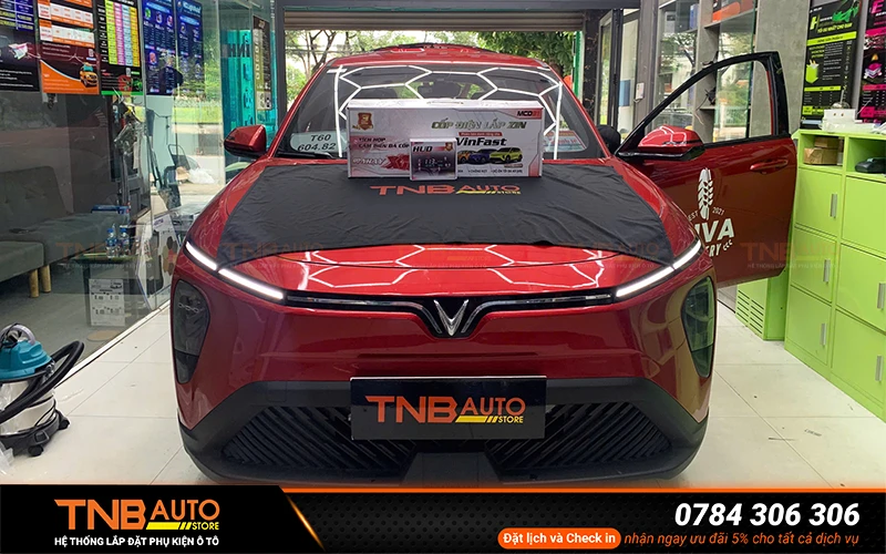 Cốp điện Vinfast Limo Green tích hợp đá cốp | Lắp zin theo xe 24 Lắp cốp điện Vinfast Limo Green mang lại rất nhiều lợi ích thiết thực cho chủ xe và hành khách đi cùng