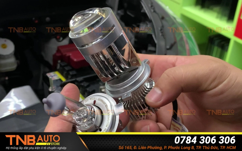 Thay bóng led cho xe Vios tăng sáng, chuẩn zin 11 Xe Toyota Vios thay bóng LED vẫn có thể đăng kiểm bình thường