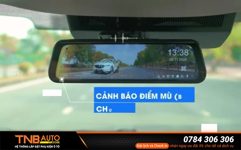Camera gương điện tử Limo Green trước sau, cảnh báo ADAS 15 Camera gương điện tử Limo Green giúp quan sát toàn cảnh khi di chuyển, đóng vai trò như “trợ lý” hỗ trợ người lái trong mọi tình huống giao thông.