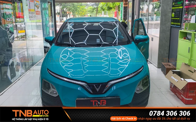 Cốp nóc Vinfast VF5 thiết kế chuẩn, chắc chắn 17 Hệ thống TNB Auto - Đơn vị thi công cốp nóc Vinfast VF5 chắc chắn, an toàn tuyệt đối tại TP.HCM