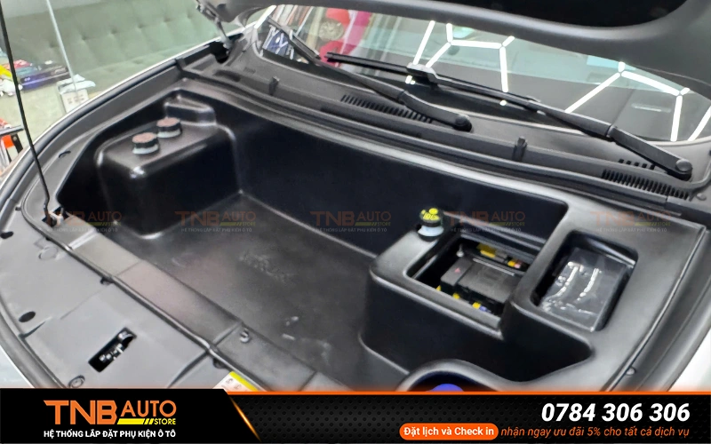 Hệ thống lắp đặt phụ kiện ô tô TNB Auto Store là hệ thống chuyên lắp cốp trước VinFast Limo Green uy tín tại TP.HCM