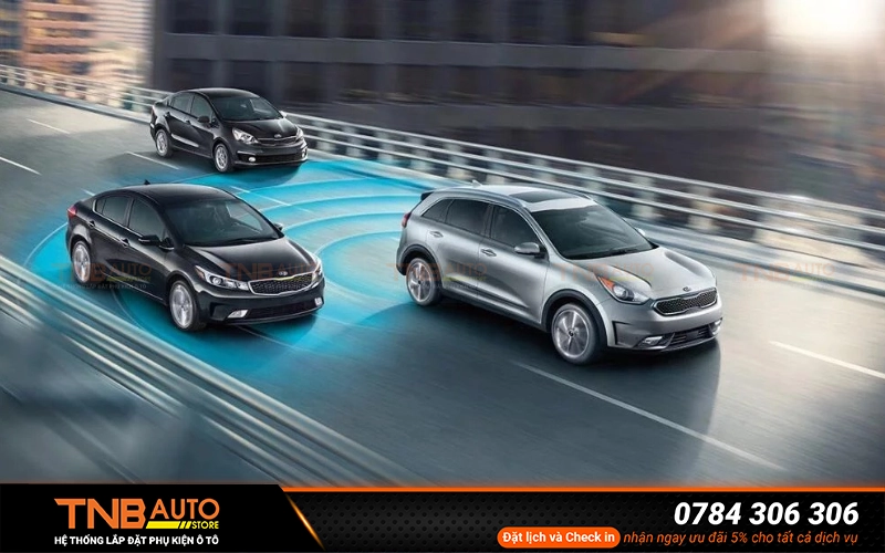 Lắp cảm biến va chạm Vinfast Limo Green trước sau 16 Cảm biến va chạm Limo Green là thiết bị được lắp đặt ở ốp cản trước, sau giúp phát hiện các vật cản xung quanh khi xe di chuyển hoặc đỗ xe