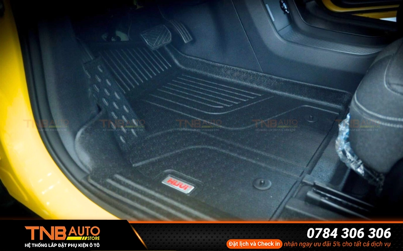 Bộ thảm lót sàn cao su đúc Vinfast Limo Green được đo cắt theo đúng form sàn của VinFast Limo Green