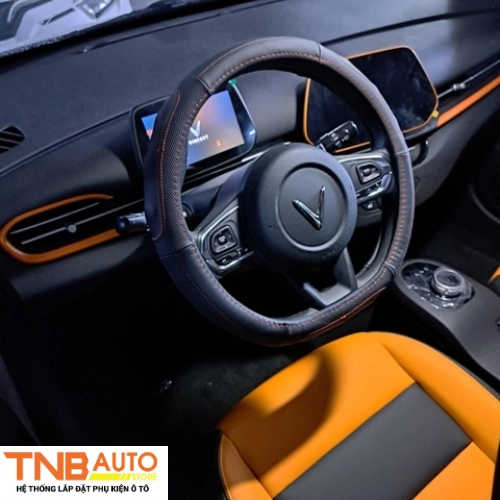 Bọc vô lăng VF6 chuẩn form ôm kít, lái chắc tay 7