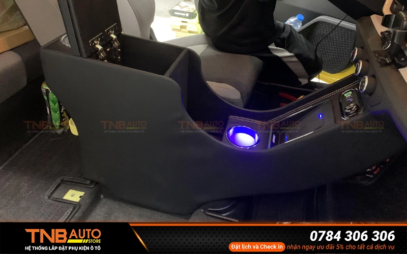 Hệ thống TNB Auto địa chỉ lắp bệ tỳ tay VinFast VF3 uy tín tại TP.HCM