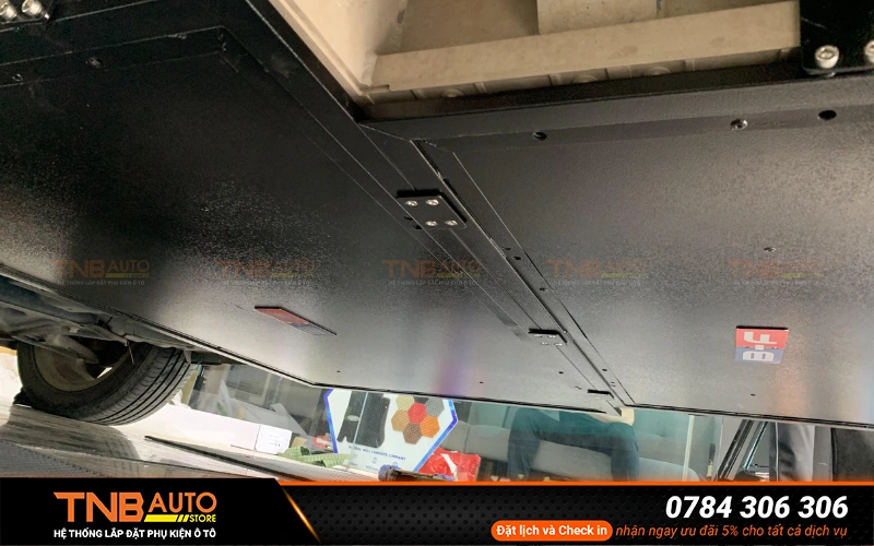  Việc lắp ốp bảo vệ pin xe điện là bước đầu tư thông minh nhằm nâng cao độ bền, tăng cường an toàn và giữ giá trị cho xe trên mọi hành trình