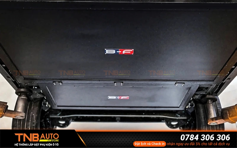 Ốp bảo vệ pin B‑Factory cho xe điện VinFast chịu lực cao và thoát nước hiệu quả