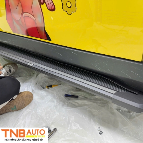 Lắp bệ bước chân Vinfast VF3 lên xuống an toàn thuận tiện 7 Lắp bệ bước chân Vinfast VF3 lên xuống an toàn thuận tiện 7