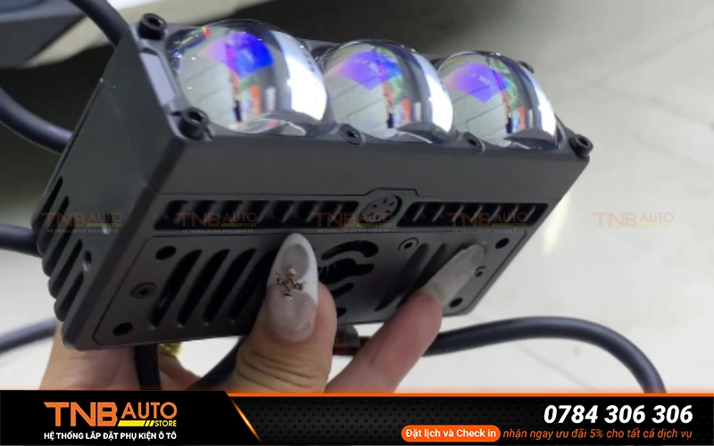 Lắp thêm bi gầm Hyundai Kona tăng sáng, chuẩn zin 9 Đèn bi gầm dạng vuông (trợ sáng) Hyundai Kona