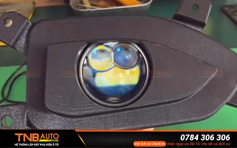 Lắp thêm bi gầm Hyundai Kona tăng sáng, chuẩn zin 11 Lắp bi gầm Hyundai Kona hoàn toàn không gây cản trở quá trình đăng kiểm miễn là được thi công đúng kỹ thuật và tuân thủ quy định hiện hành