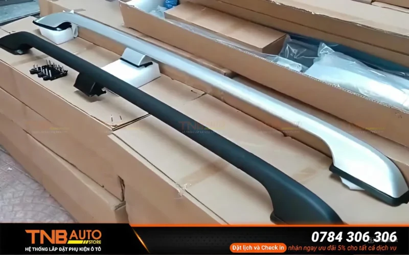 Thanh dọc Limo Green tạo điểm bắt vững chắc để lắp thêm thanh ngang, cốp nóc hoặc giá đỡ chở hành lý