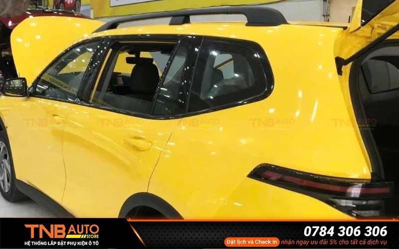 Hệ thống TNB Auto - Đơn vị thi công lắp đặt thanh dọc Limo Green chắc chắn, lắp zin không khoan đục tại khu vực TP. HCM