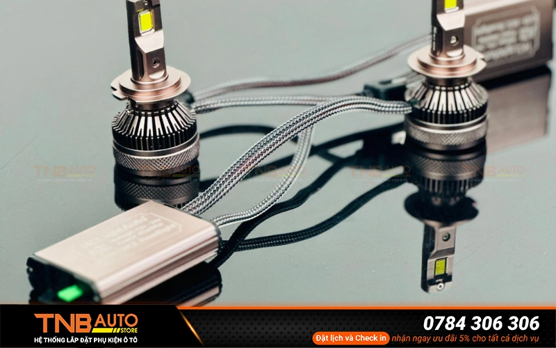 Thay bóng led VinFast EC Van tăng sáng, chuẩn zin 11 Bóng LED HCL A65 Ultra cho VinFast EC Van