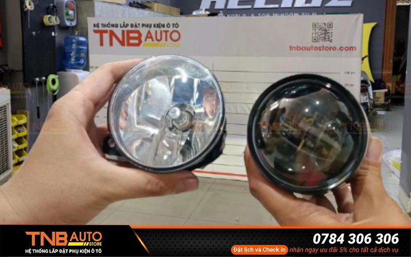 Trang bị thêm bi gầm Mazda 3 siêu sáng, lắp zin | Giá tốt 9 Đèn halogen và đèn bi gầm Mazda 3