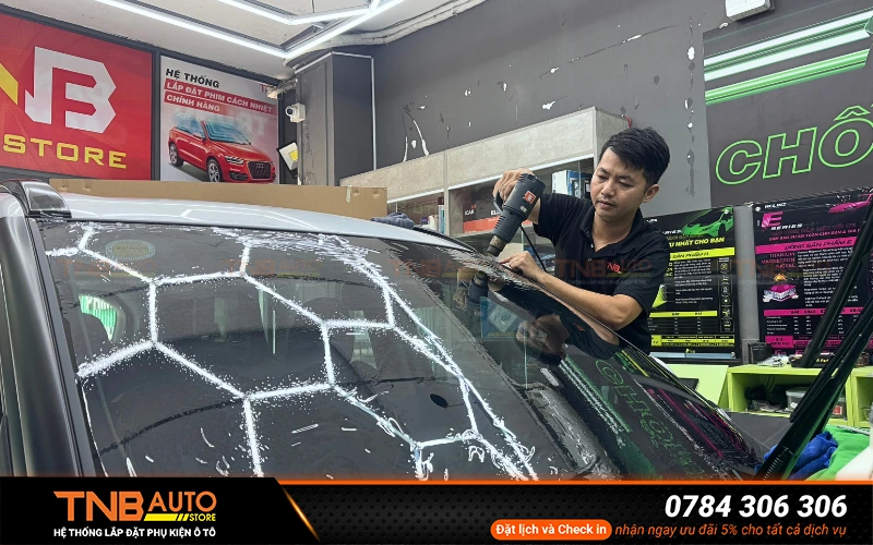 Dán phim cách nhiệt Mitsubishi Destinator chính hãng 5 Tư vấn chọn gói dán phim cách nhiệt Mitsubishi Destinator phù hợp theo nhu cầu sử dụng